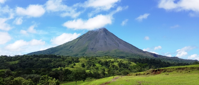 the-arenal-volcano-area