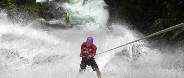 the best place to practice waterfall rappelling