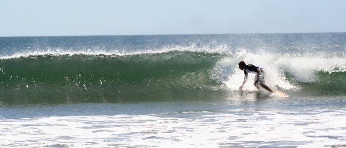 experience the best surfing when visiting costa rica